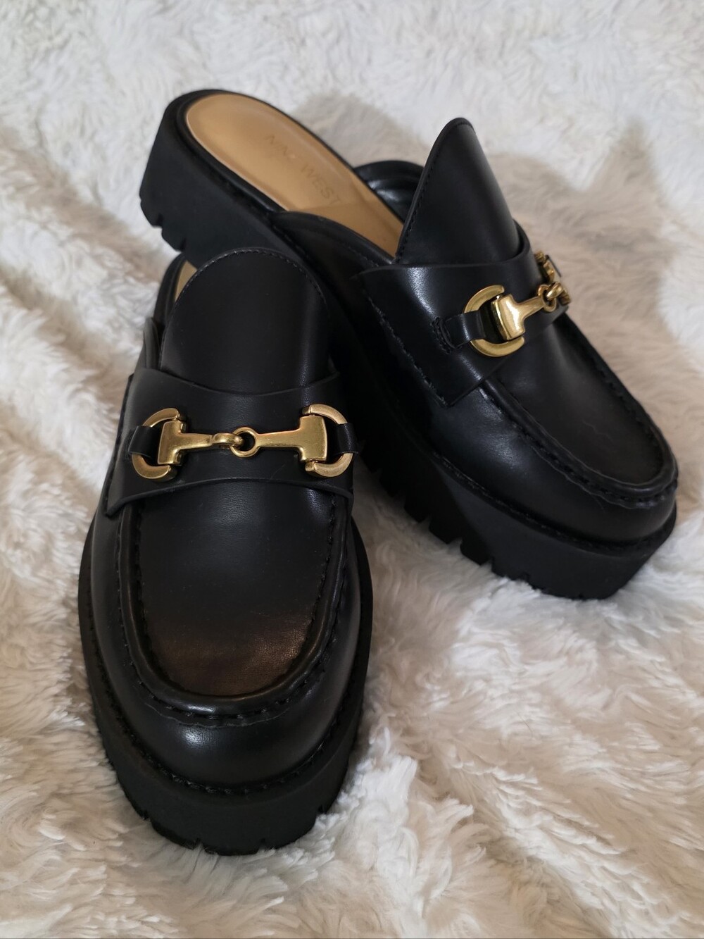 NWOT Nine West Black Platform Mule Loafers with Gold Horsebit Size 9